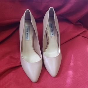 Steve Madden “Galleryy” heels sz 7.5